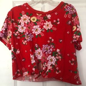 H&M Red Floral Cropped Tie in Front Top